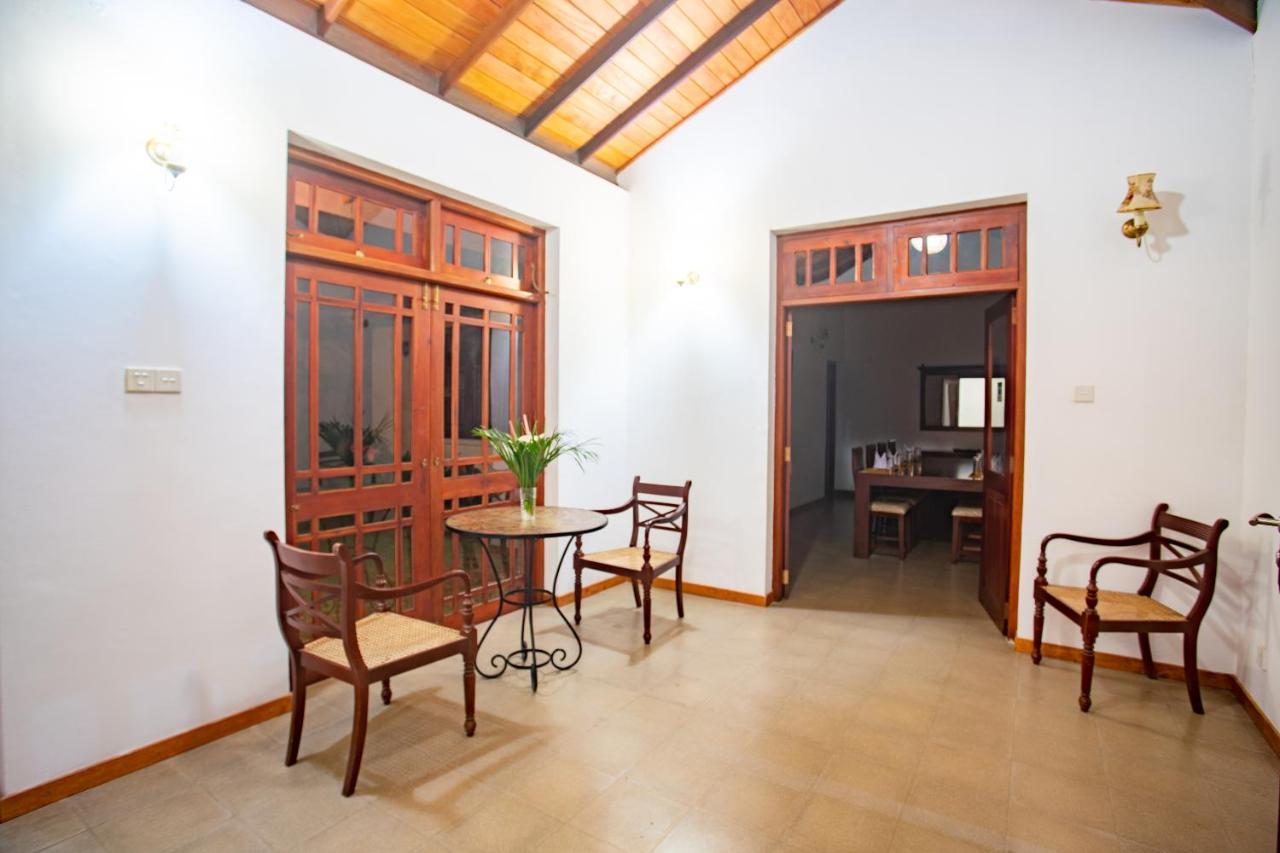 The Kandyan Villa Exterior foto